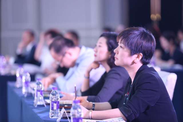 杭州伍方會(huì)議案例|“用投資發(fā)現(xiàn)價(jià)值”新周期宏觀趨勢論壇