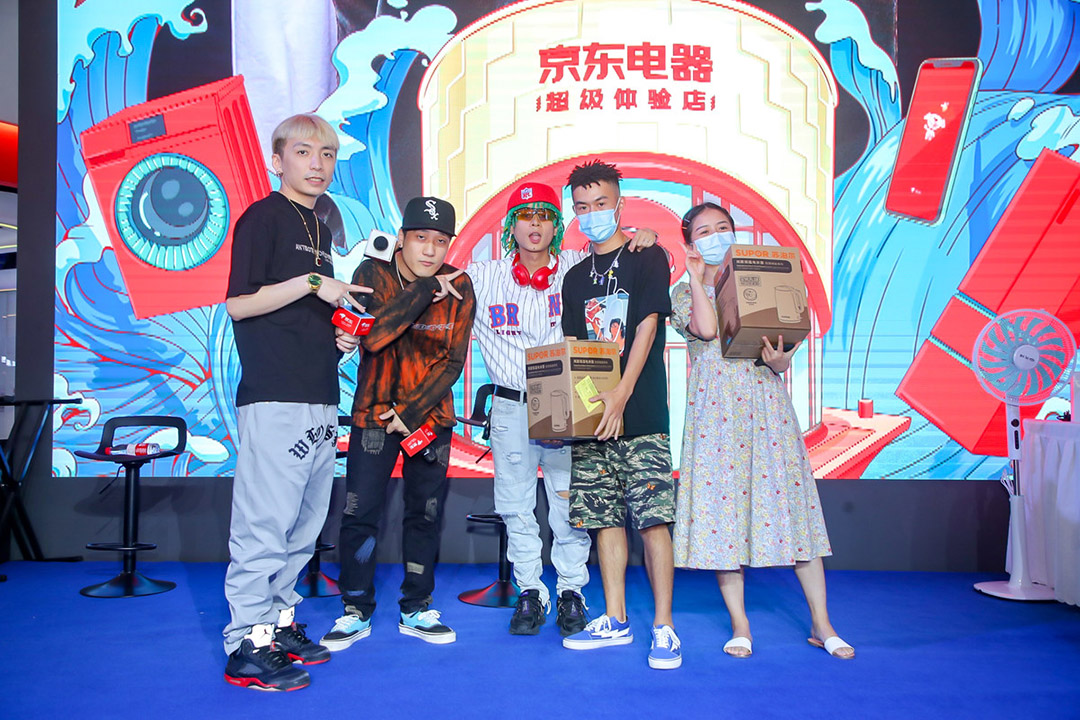 游戲獎(jiǎng)品獲取，贈(zèng)送電器類目產(chǎn)品。