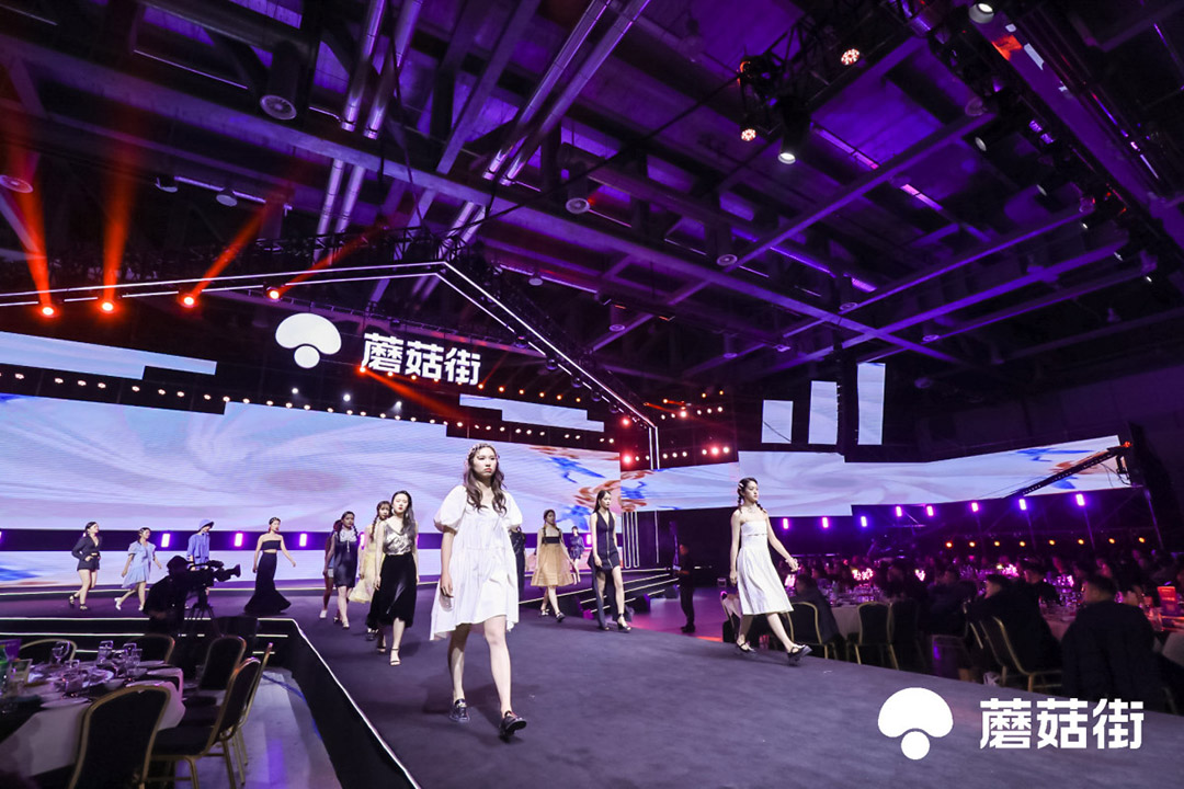 “追夢赤子，自由女神”走秀展示風(fēng)采